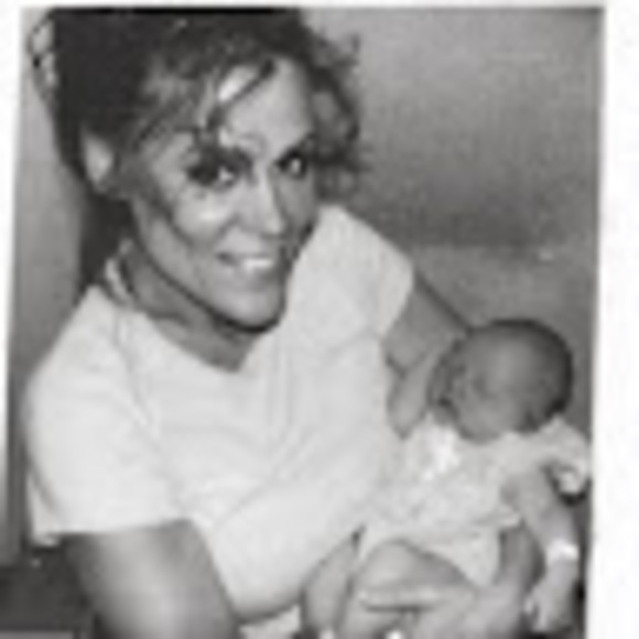 Meet your Posher, Ann - Picture 1 of 1